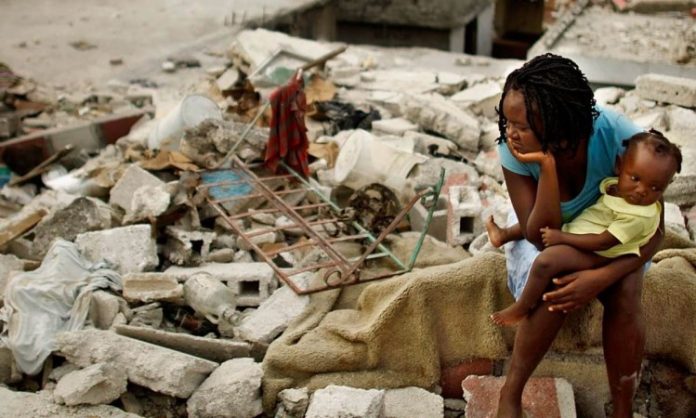 Na Haitiju u potresu poginulo 1.297 ljudi, spasioci tragaju za preživjelim