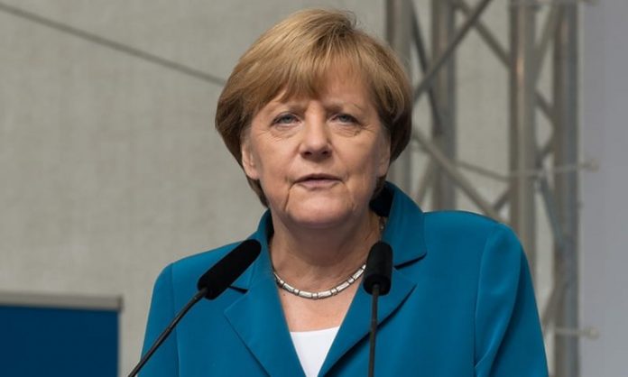 Merkel traži od saveznih premijera oštrije mjere za suzbijanje koronavirusa