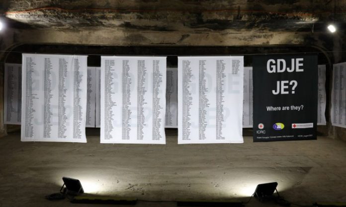 Otvorena izložba 'Gdje je' posvećena osobama nestalim tokom rata u BiH