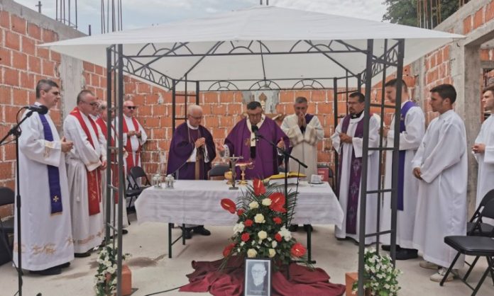 Spomen na mučenike i žrtve Banjolučke biskupije i župnika Nestora