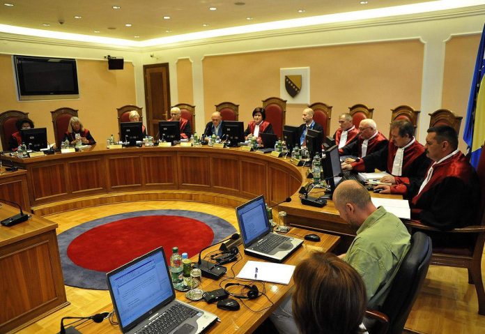 Ko su vakseri Ustavnog suda BiH u Srbiji